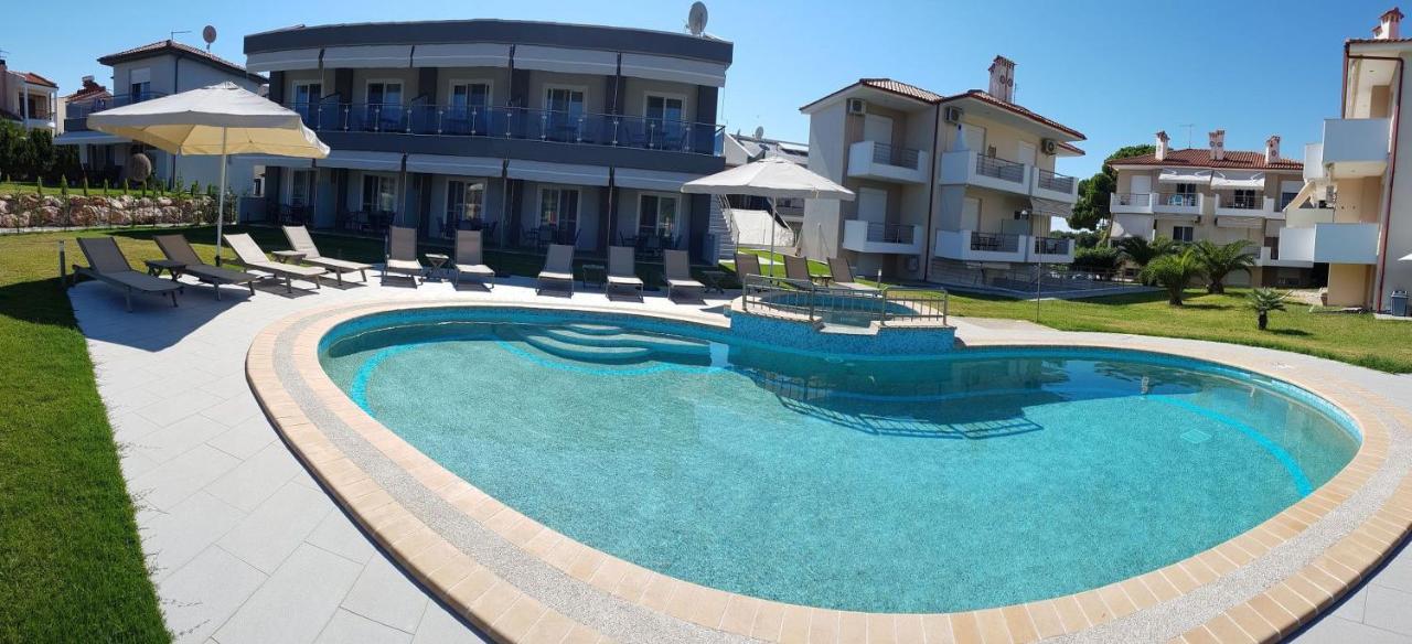Finikas Garden Beach Resort Nikiti Zewnętrze zdjęcie